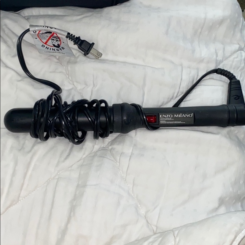 Enzo Milano 25mm curling iron